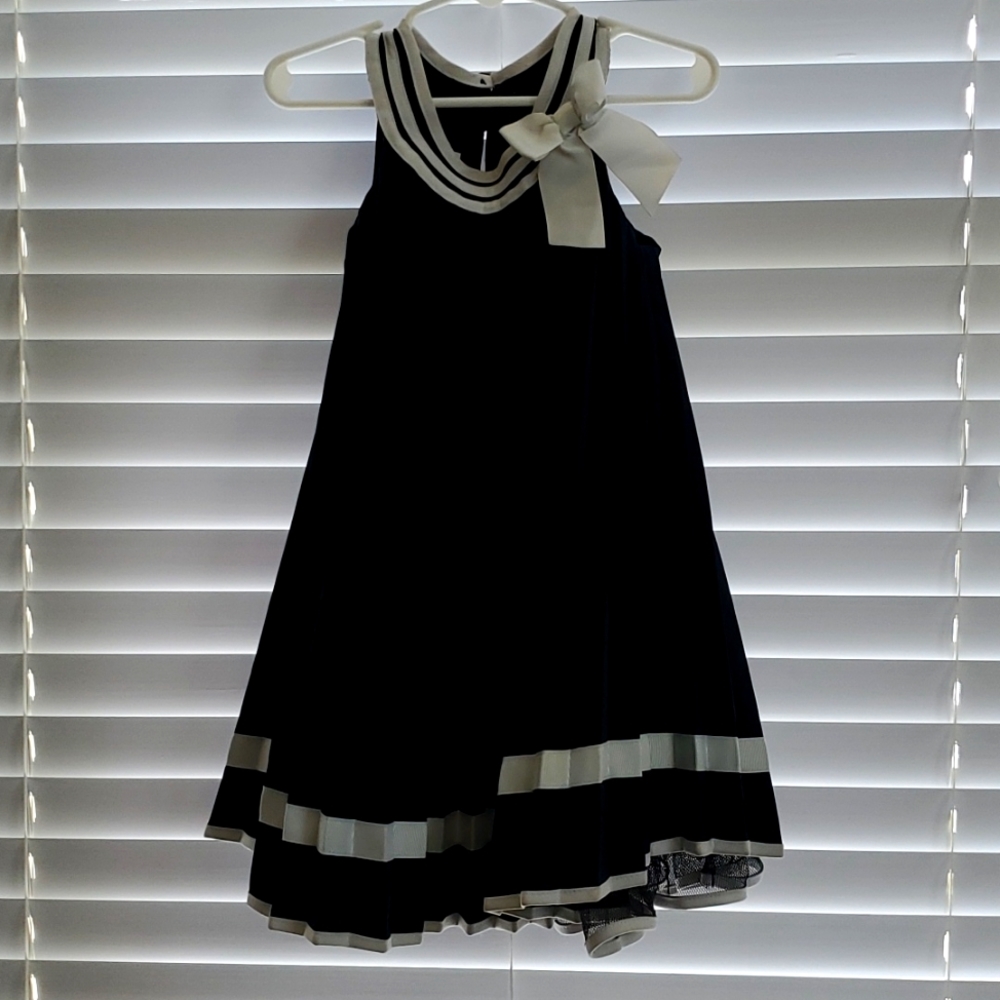 Girl dress